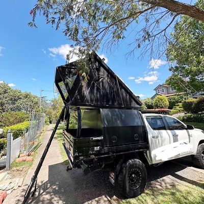 UV Resistant Waterproof Hard Shell Rooftop Tent 3-4 Person For 4x4 Camping