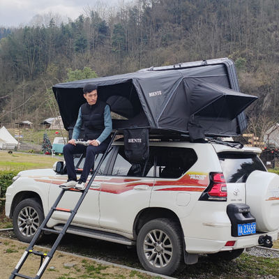 Tenda Atas Atap Otomatis Cepat Buka untuk 3-4 Orang Tahan Air 2000-3000 Mm Empat Musim dengan Bukaan Samping untuk Jeep Gladiator